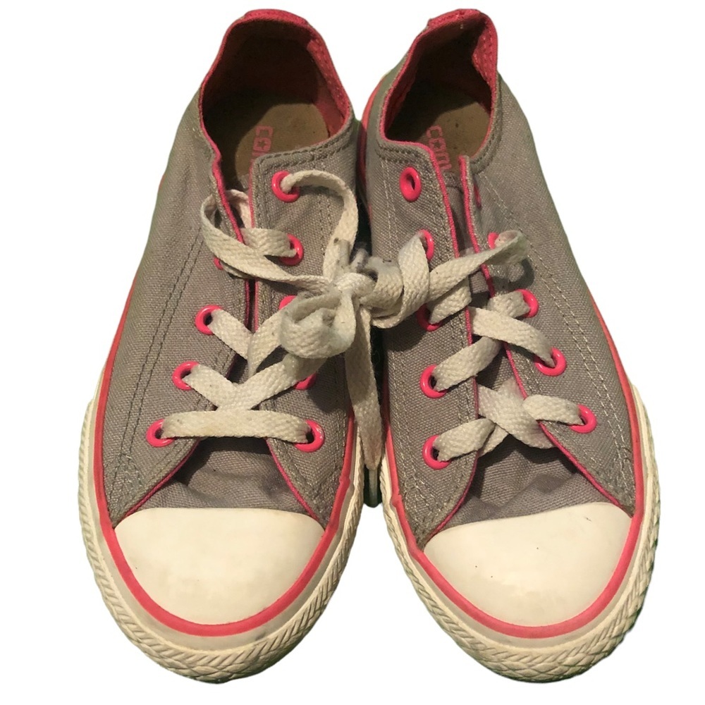 Like new size 13 Juniors All Star Double tongue converse